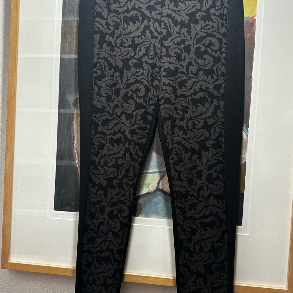 Chico’s charcoal gray/black slim leg ponte pants. Size 0.